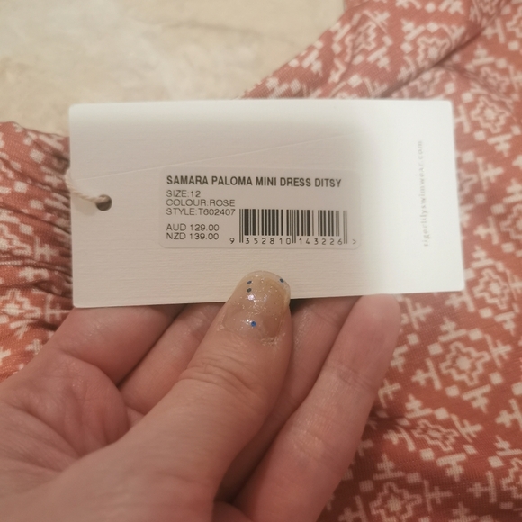 Tigerlily mini  dress bnwt size 8 - Picture 2 of 6